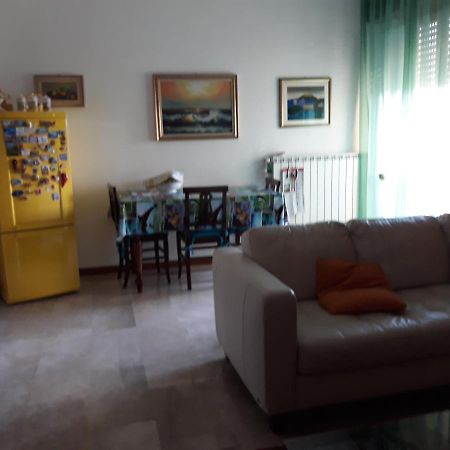 Ferienwohnung A Cremona Da Giusy Exterior foto